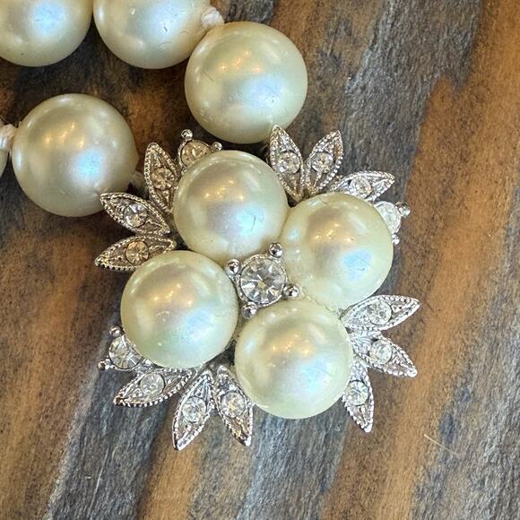 Richelieu 8mm Faux Pearl Double Strand Bracelet Rhinestones Box Clasp 7” Vintage - Picture 9 of 9